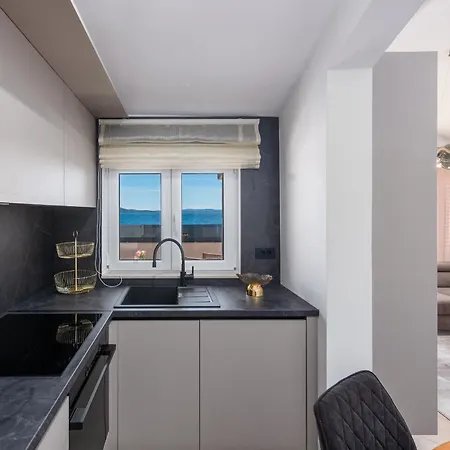 Seaview Apartmenthouse Casa Almaris Apartment *