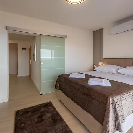 Seaview Apartmenthouse Casa Almaris Apartment Kozino