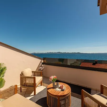 Seaview Apartmenthouse Casa Almaris * Kožino